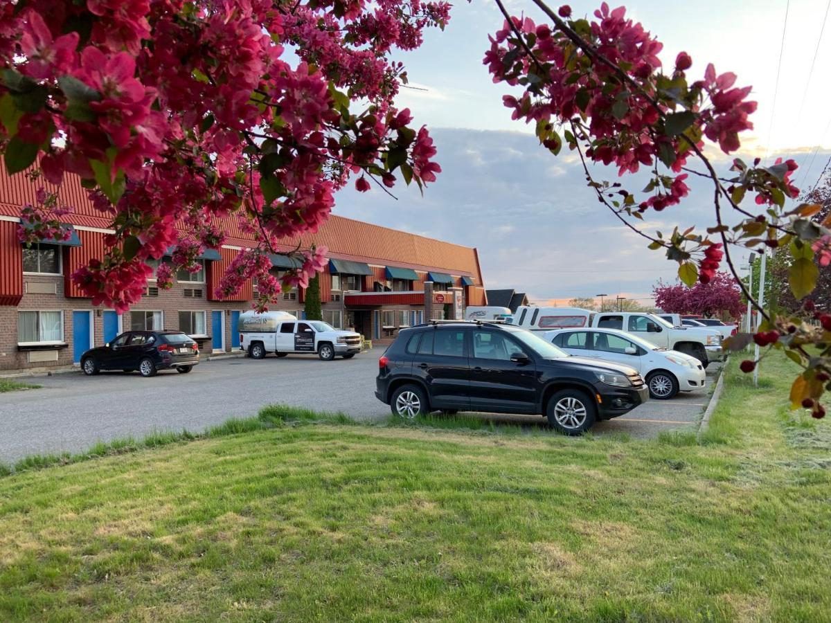 Motel Le Transit Mont-Saint-Hilaire Kültér fotó