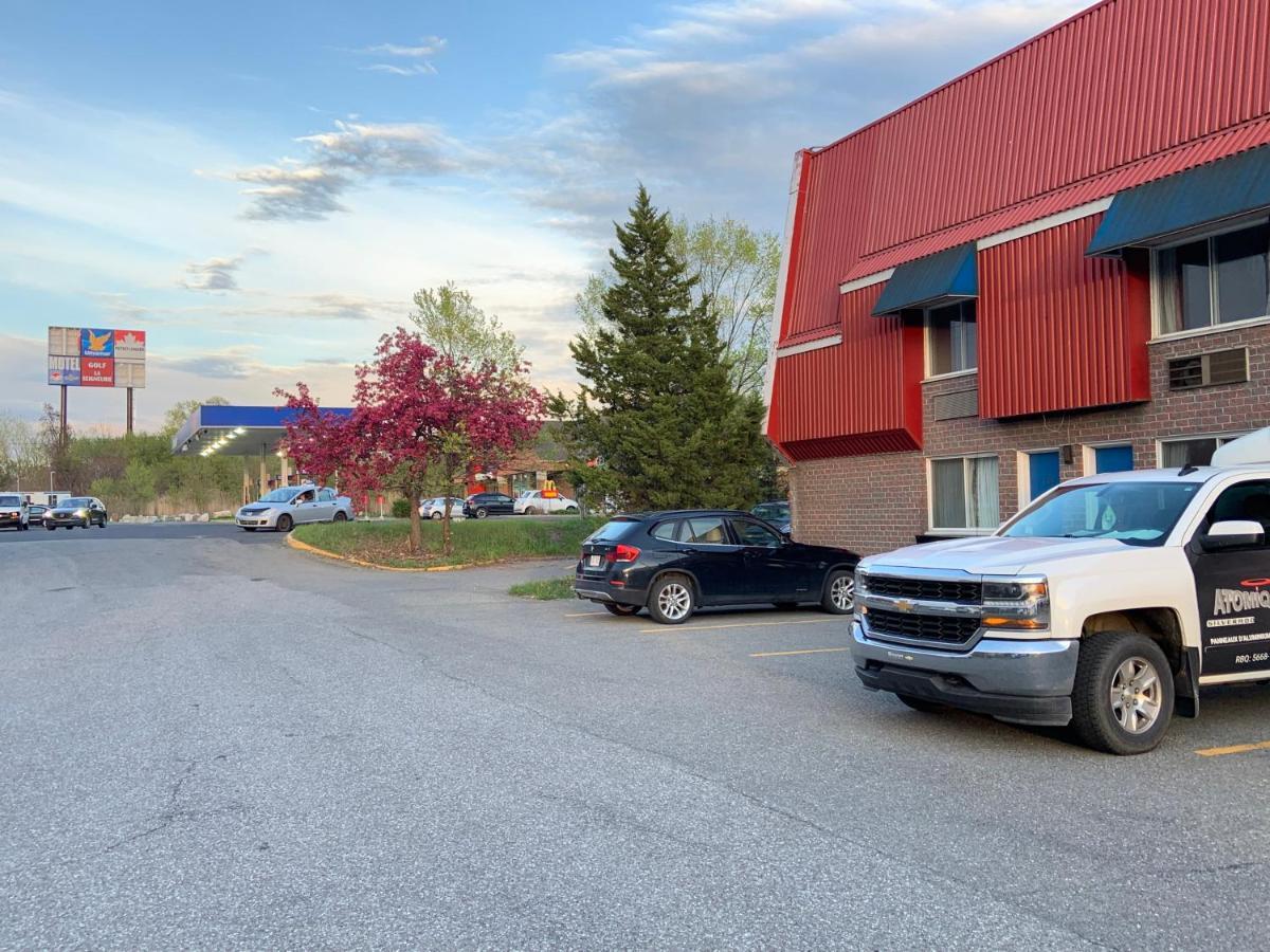 Motel Le Transit Mont-Saint-Hilaire Kültér fotó