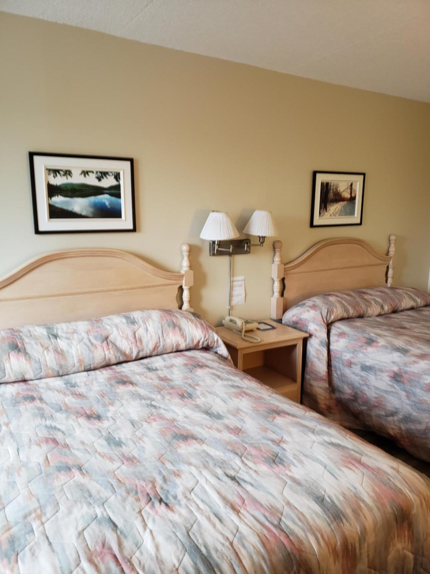 Motel Le Transit Mont-Saint-Hilaire Kültér fotó