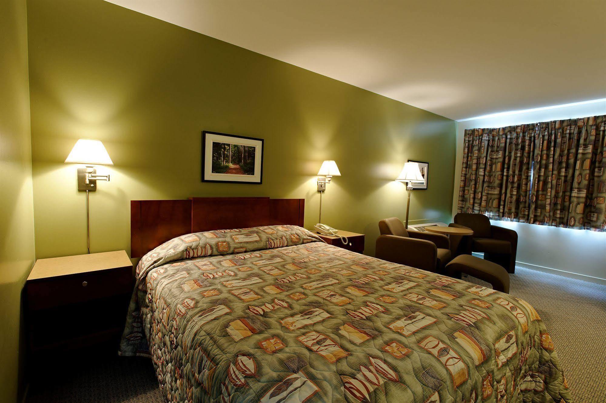 Motel Le Transit Mont-Saint-Hilaire Kültér fotó